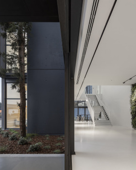 Ramalhos 办公空间改造丨葡萄牙丨Ivo Tavares Studio