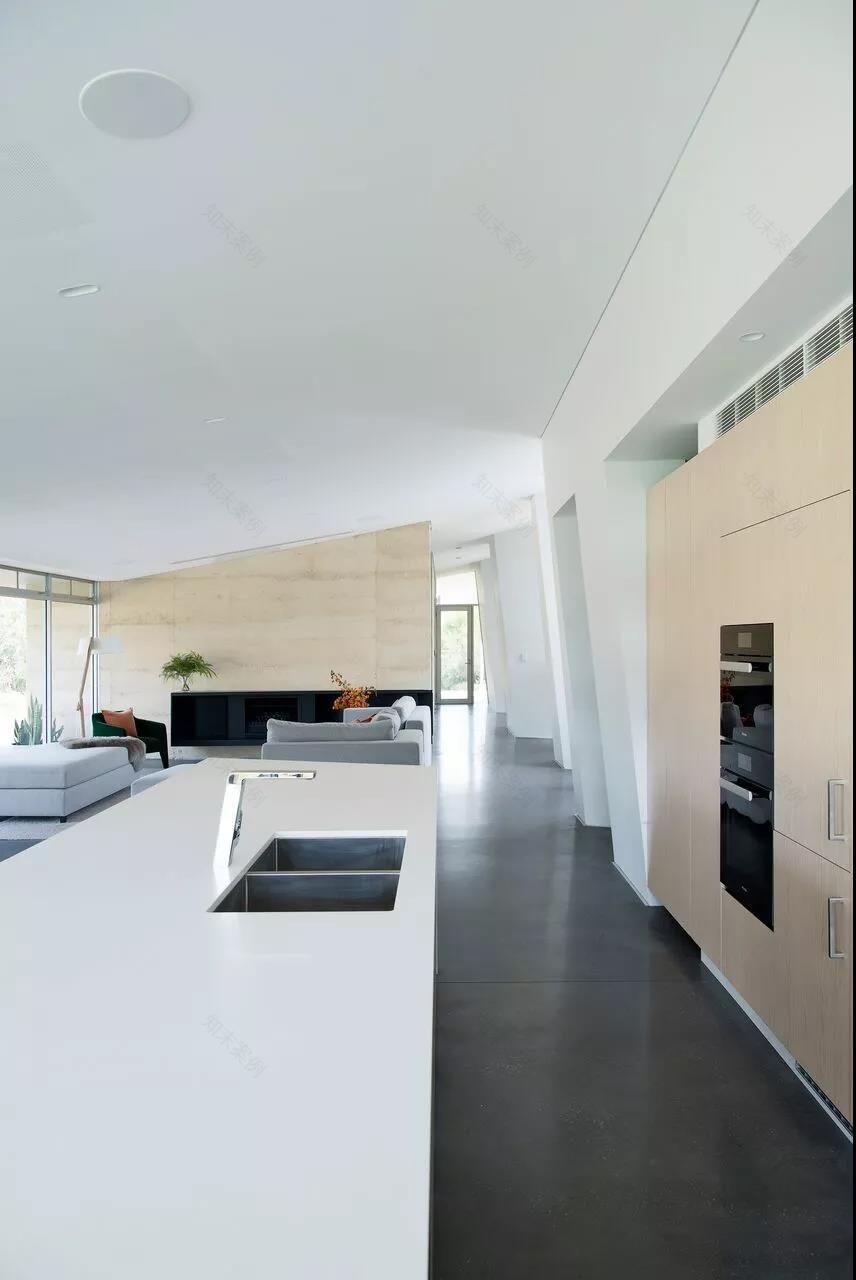 澳大利亚丛林中的梦幻极简别墅-16