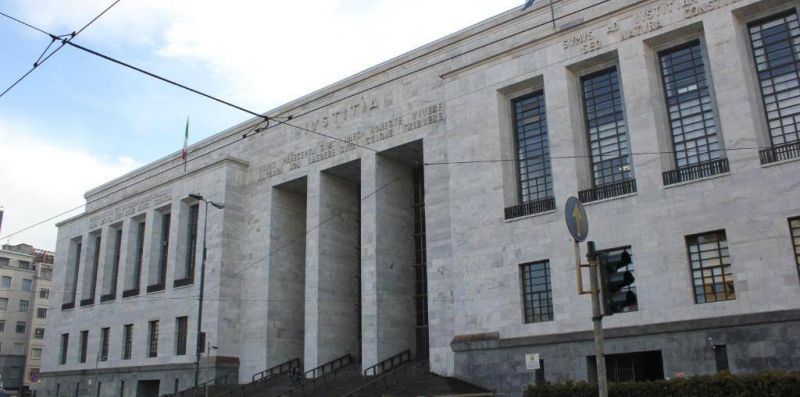 米兰 Porta Vittoria 经典建筑里的时尚租赁公寓-5