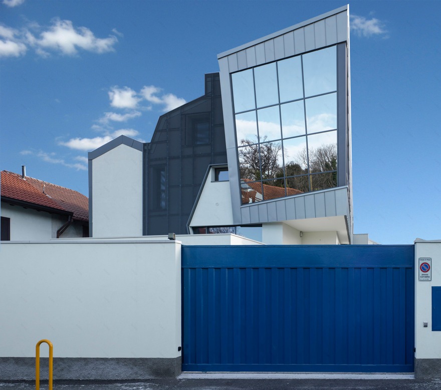 创意风暴中的仓库改造 | 意大利米兰金属木质建筑-1