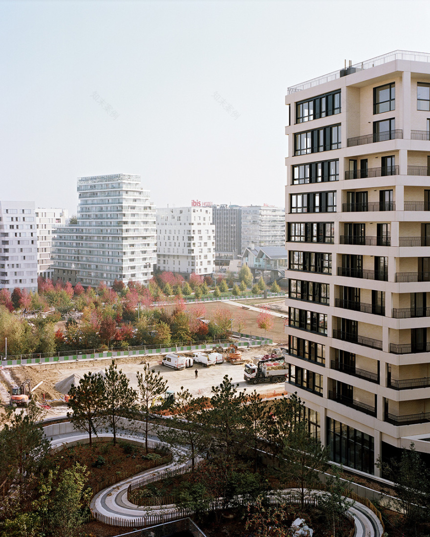 巴黎 Clichy-Batignolles 社区文化中心-43