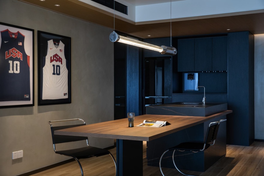 寓见曼巴 · 科比主题的鞋柜装置和静谧空间丨境屿空间研究室-51