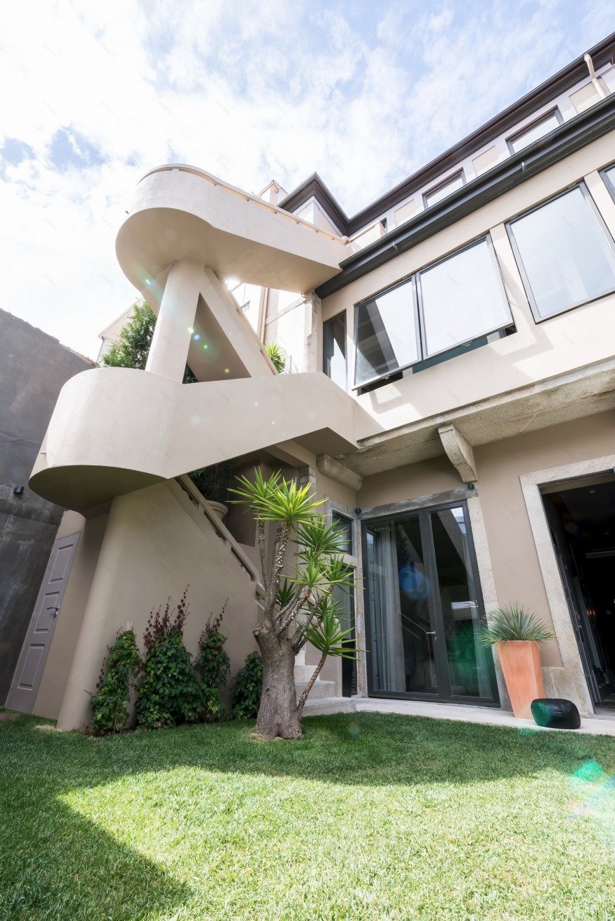 葡萄牙波尔图 Palácio Fenízia 宫殿酒店——传统与时尚的完美融合-42