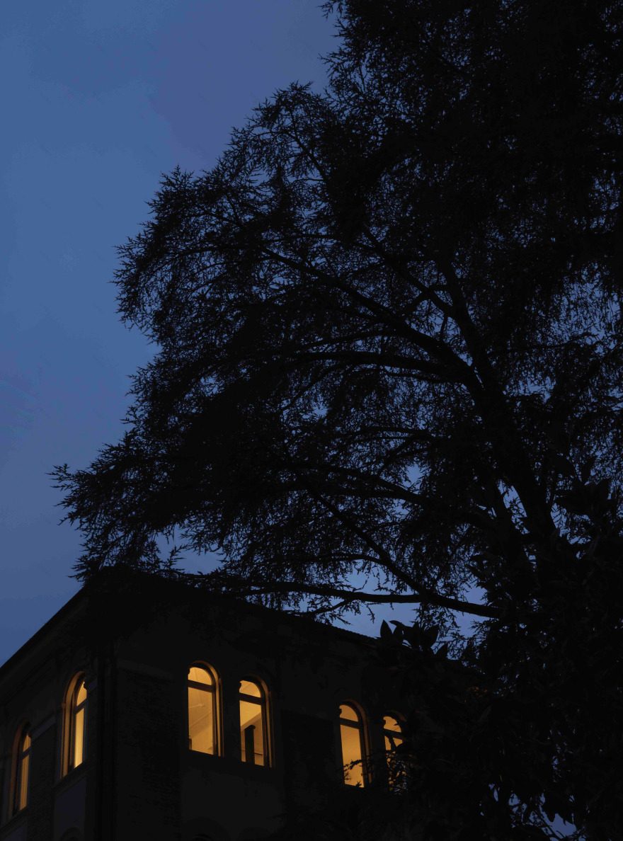 复古别墅的现代重生丨意大利博洛尼亚-14