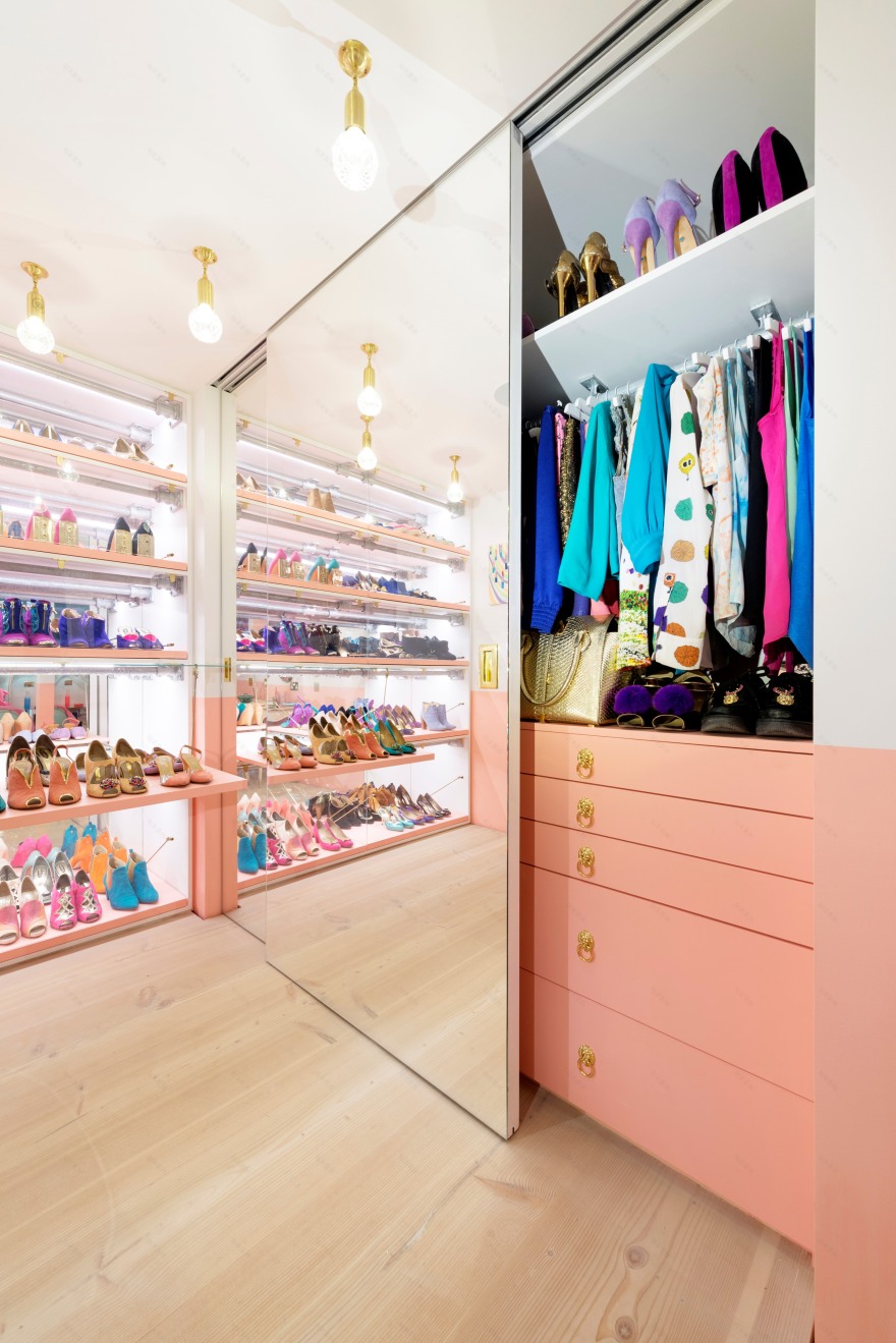 色彩斑斓的边界突破,Cleo 的时尚别墅-25