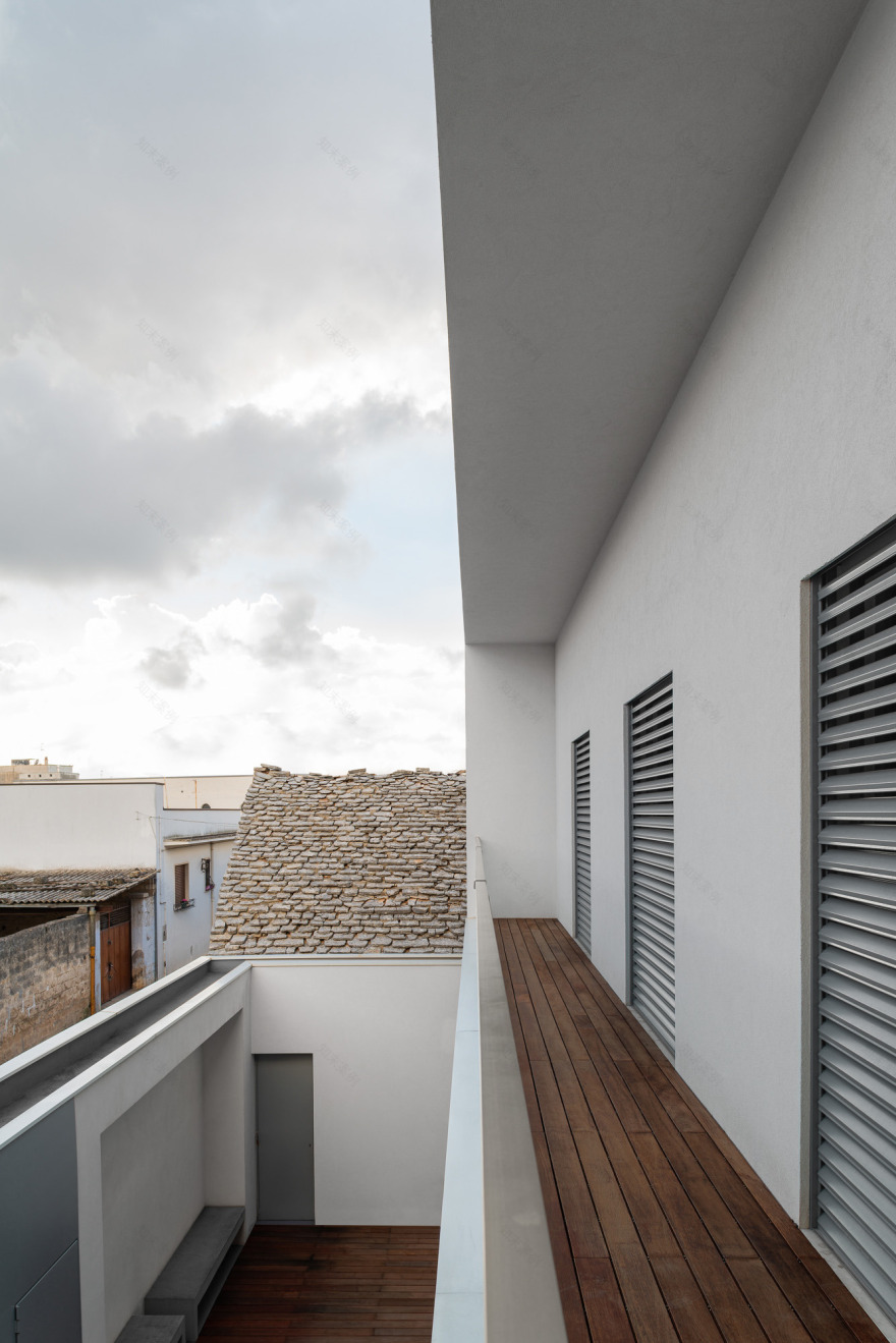 巴里别墅建筑设计,和谐融入环境-15