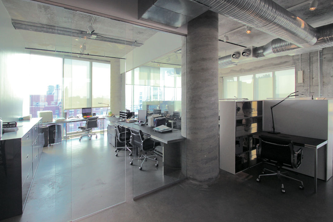 纽约高层玻璃混凝土模块化办公室-3