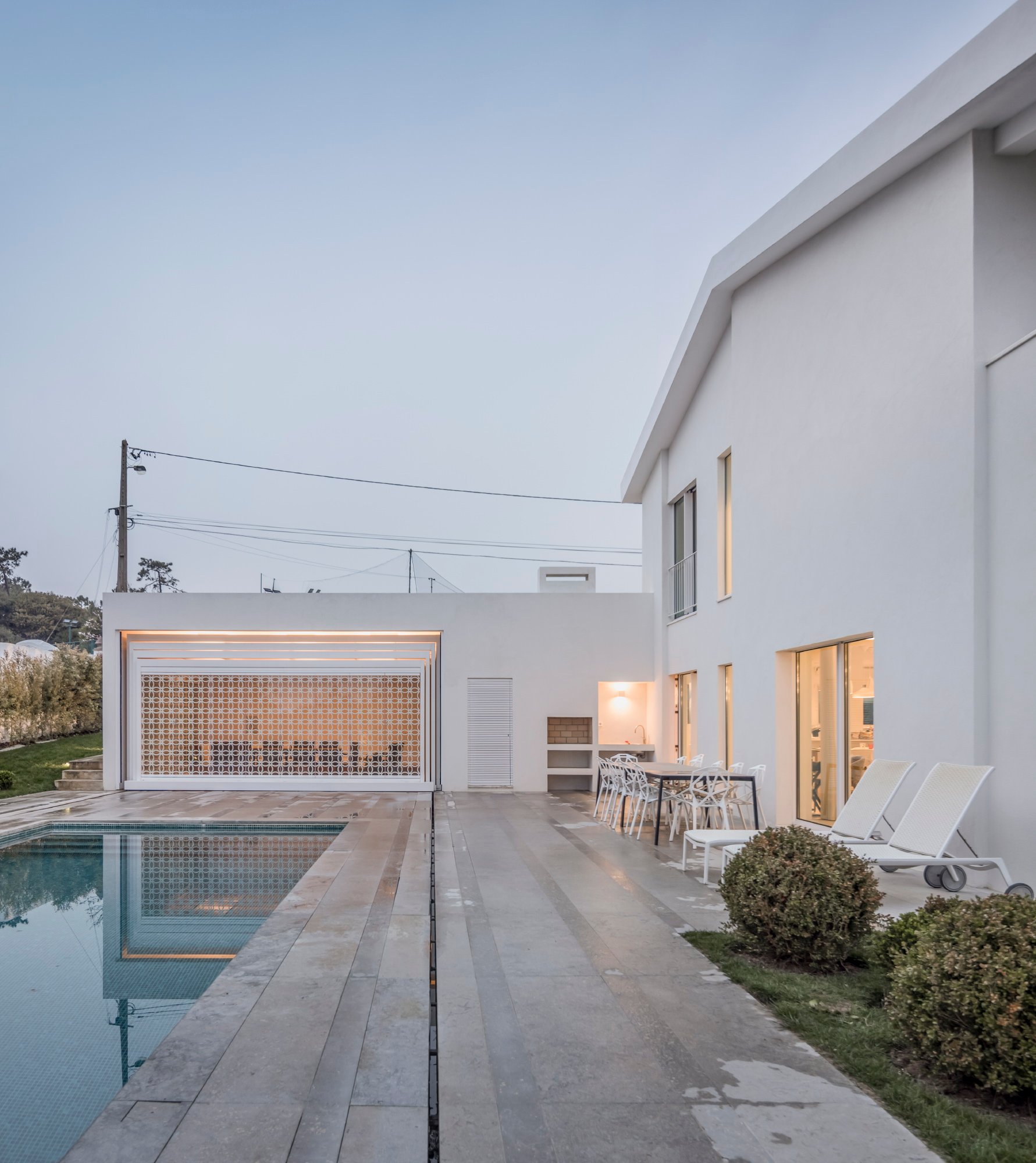 葡萄牙 Estoril RM House 现代别墅设计丨João Tiago Aguiar,arquitectos-47