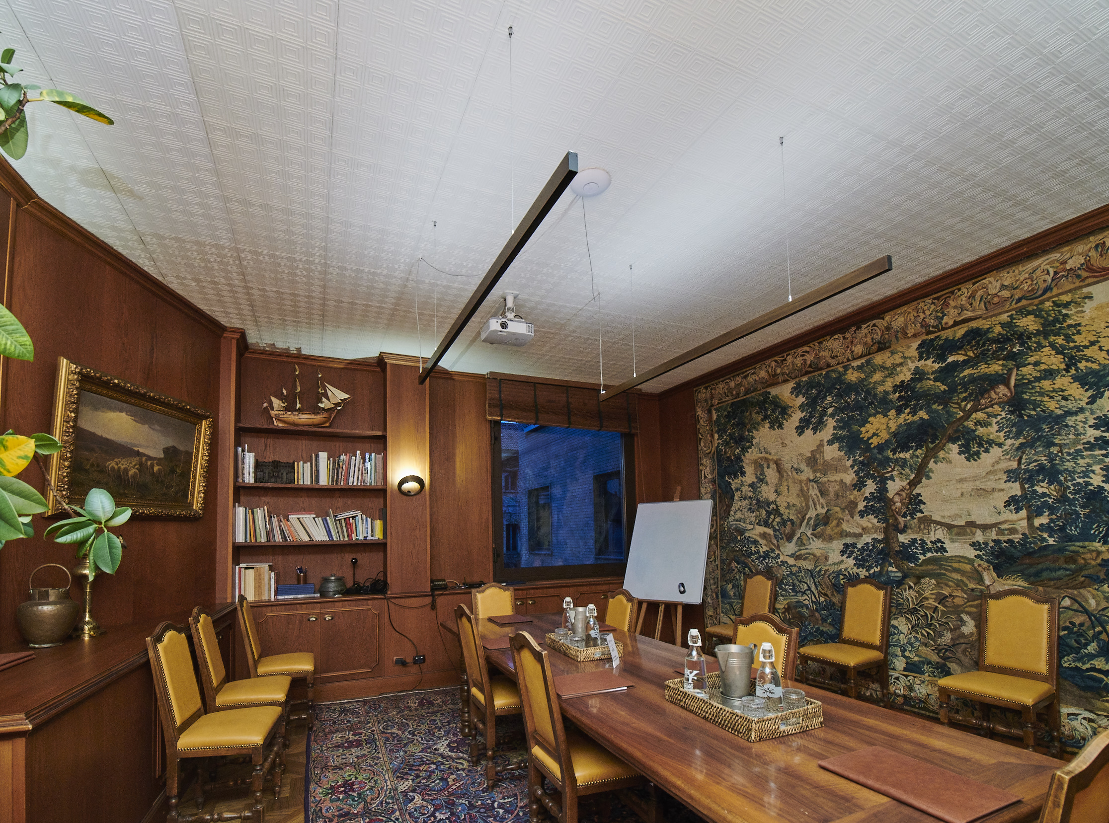 米兰 Castello 办公室照明改造丨意大利米兰丨Wallnofer-3