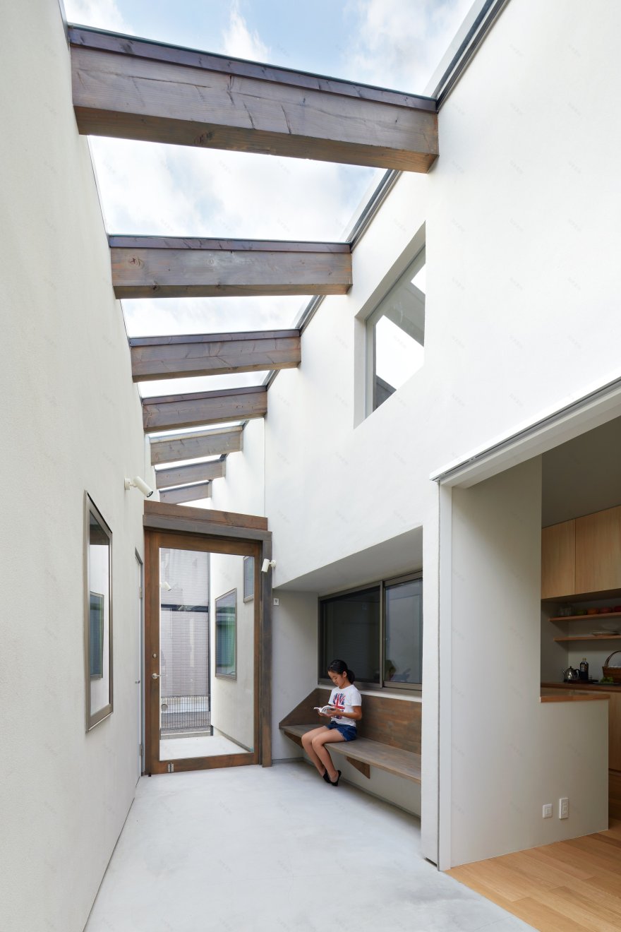 伊秩弘宅的公园之恋-9