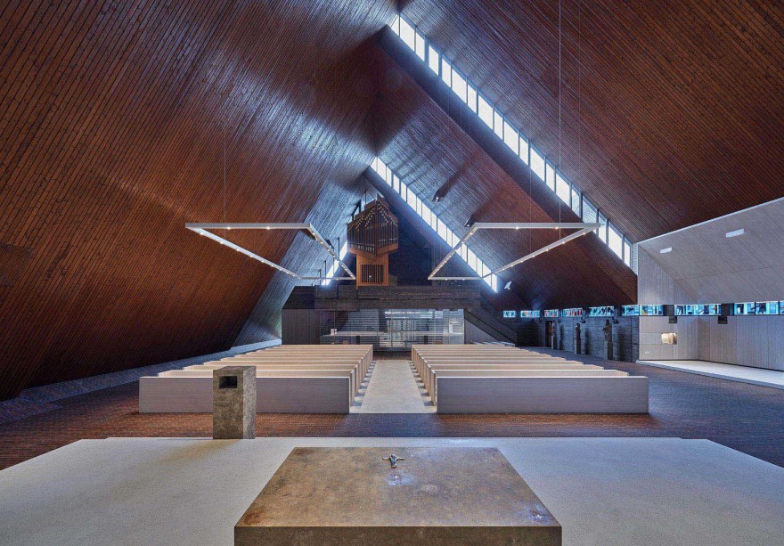 天主教教区教堂圣灵-5