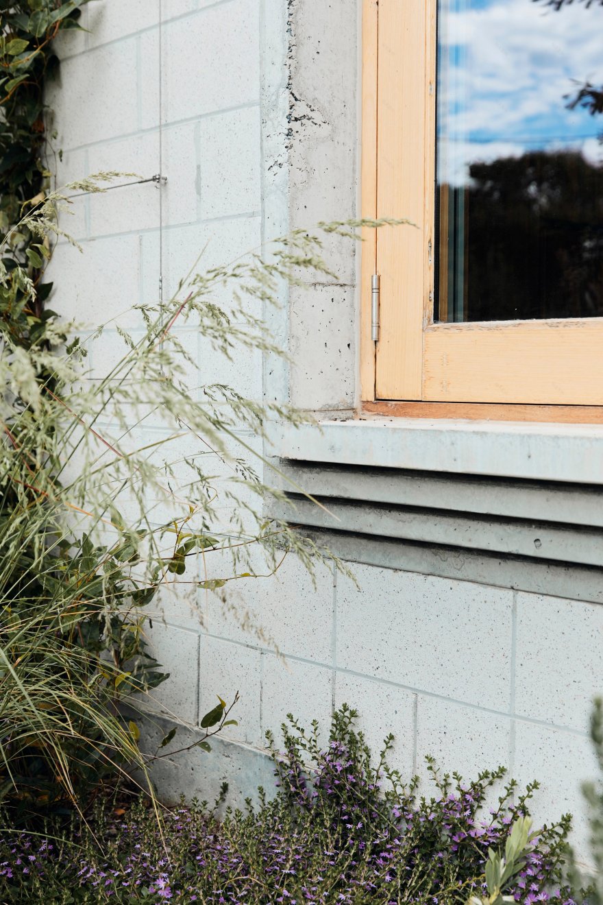 混凝土金字塔下的海滩别墅设计-91