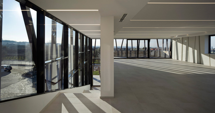 家族经营的酒庄,传统与现代的完美结合-10