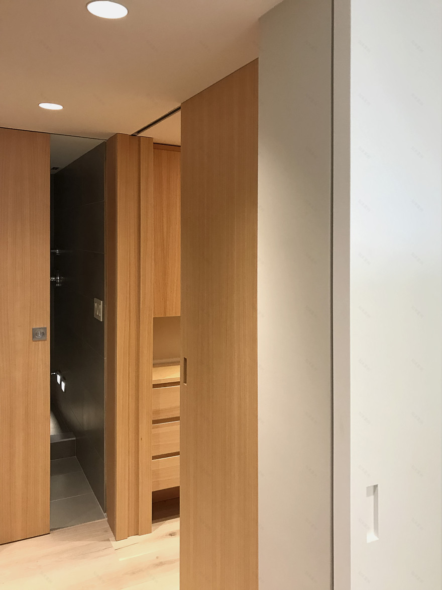 佛罗里达海湾的精致木构空间-6