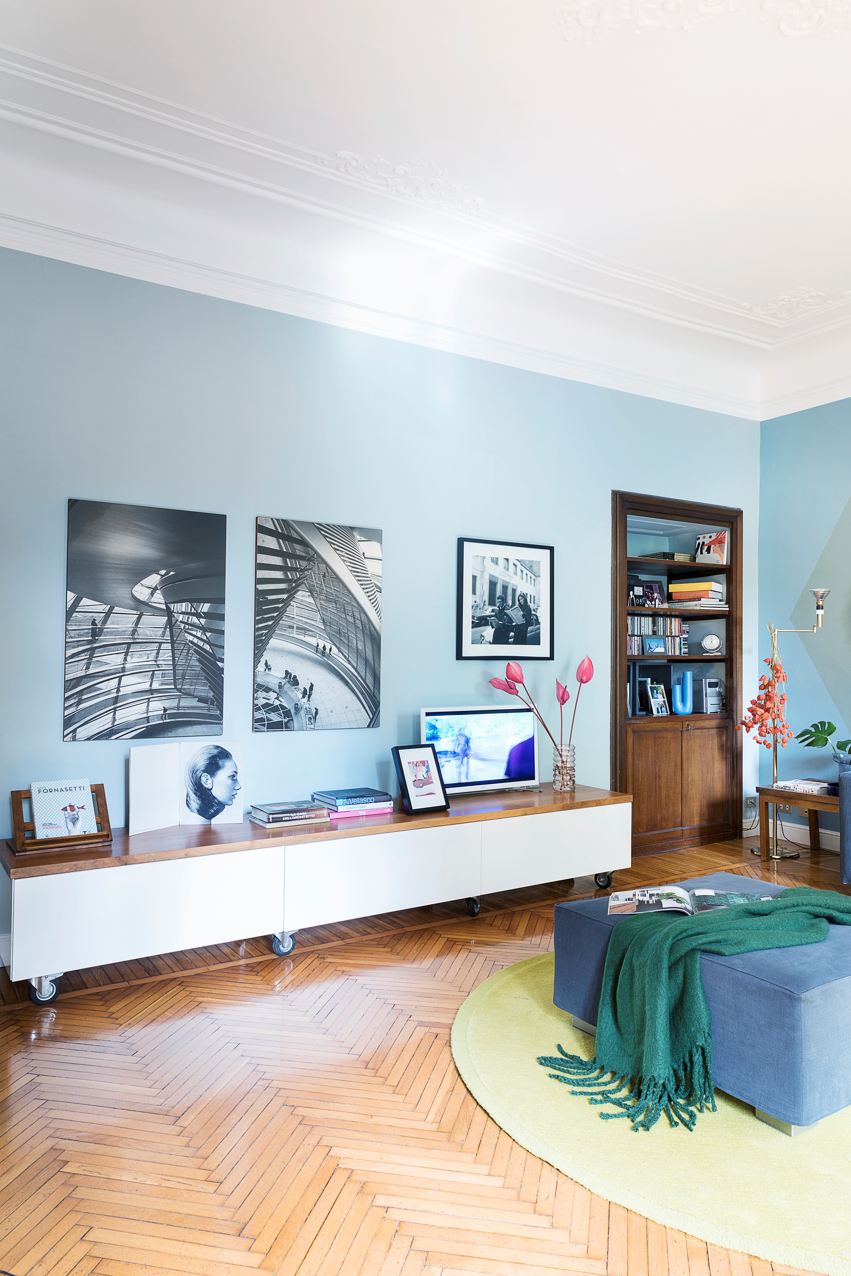 色彩翻转的复古公寓-3