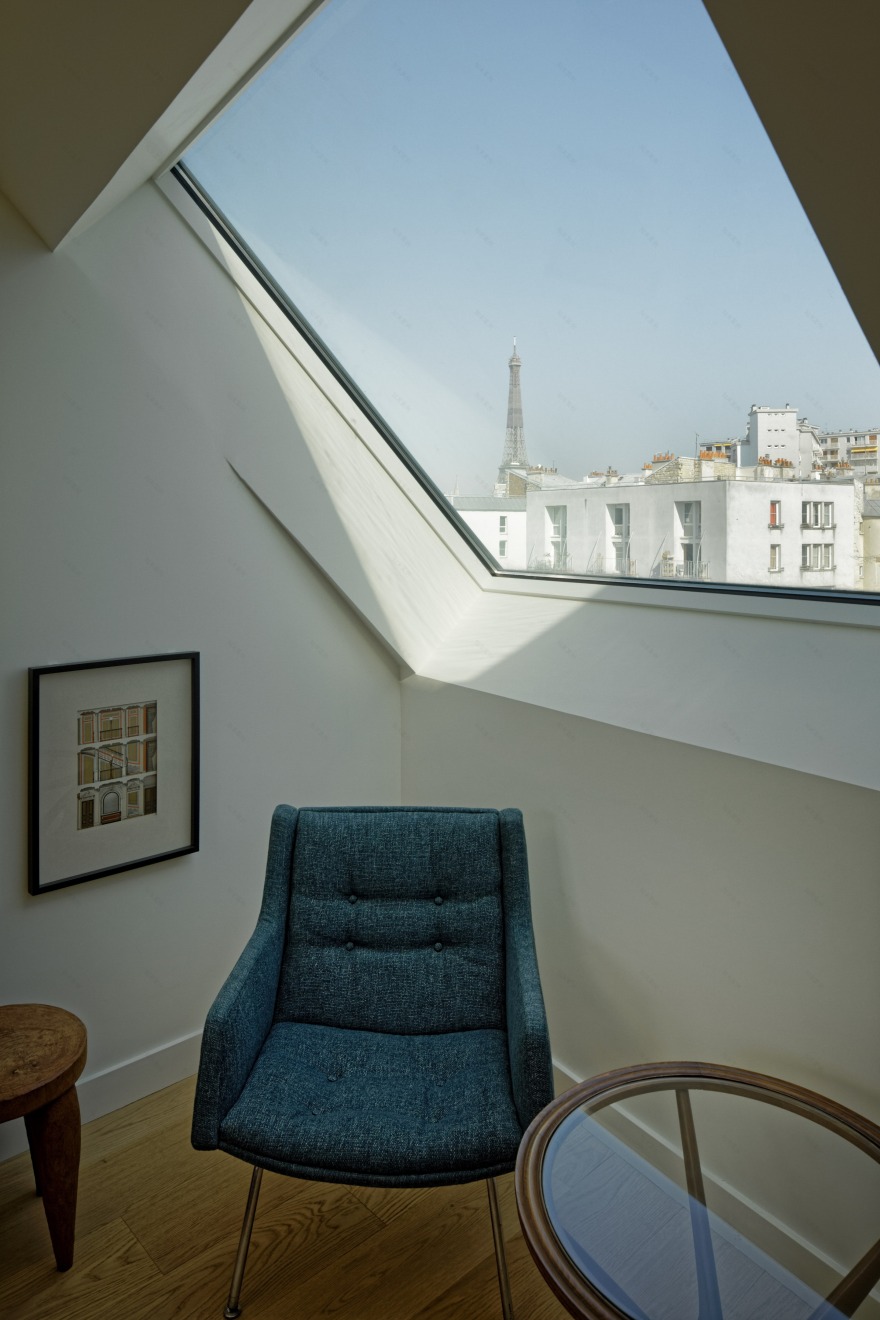 巴黎华莱士酒店,蓝调金属魅力与自然光的完美结合-19