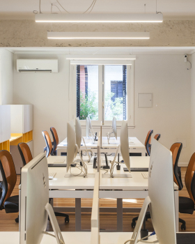 英式小屋变身设计 agency，灵活创意空间