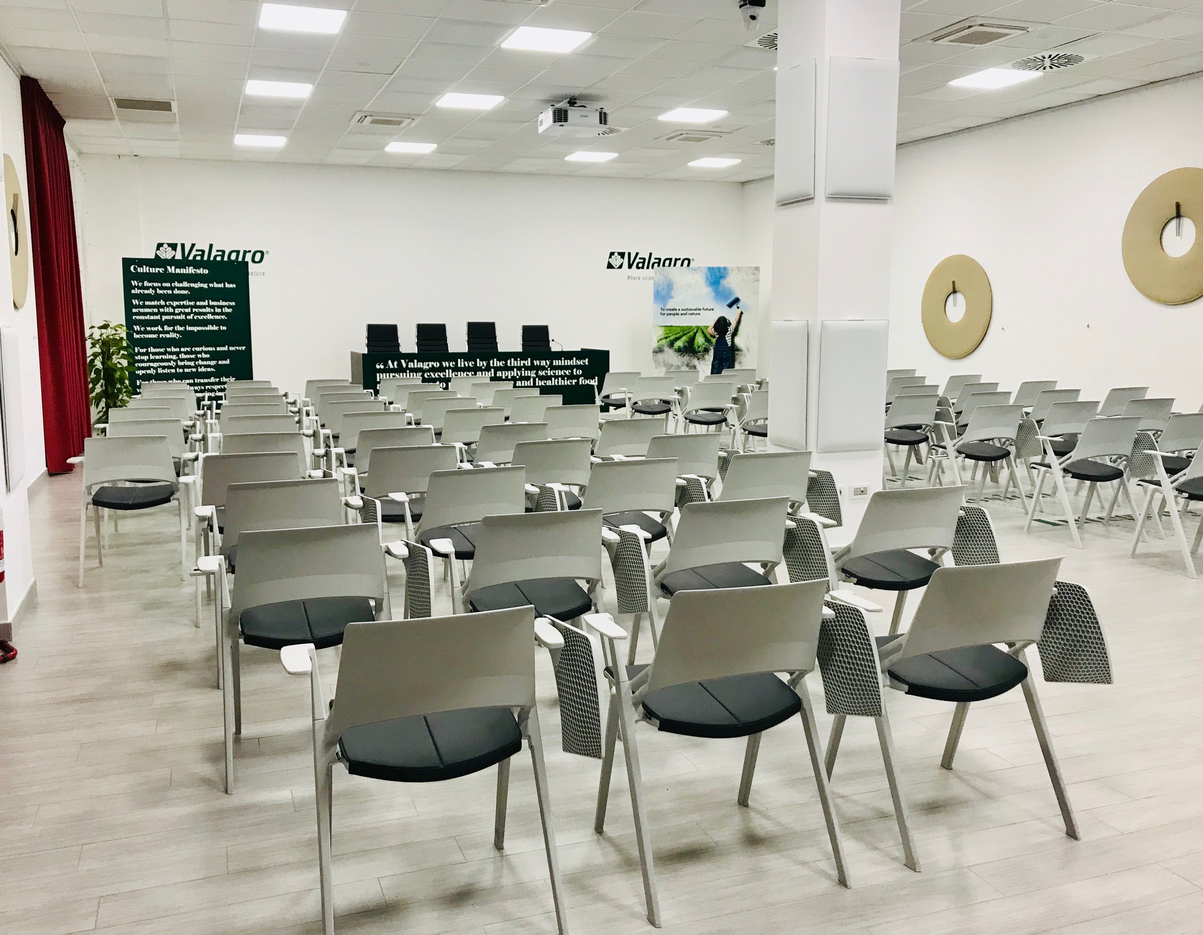 Francesca Fantasia丨办公建筑丨Restyling ed ampliamento VALAGRO S.p.a.-10