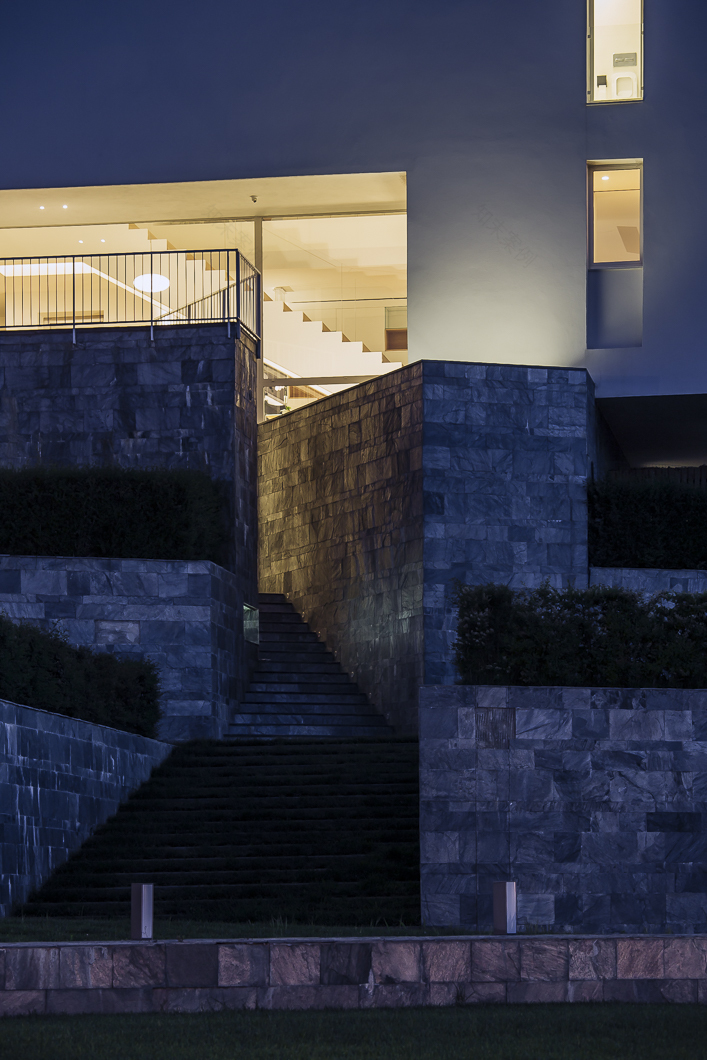 意大利 Sila 山区的生态住宅设计-37