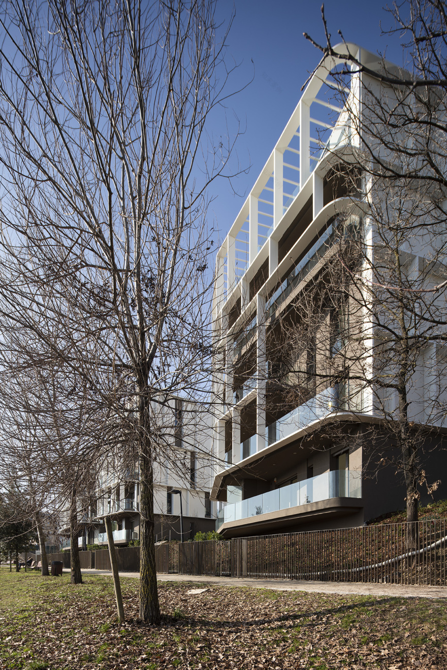 意大利里米尼展览中心改造-17