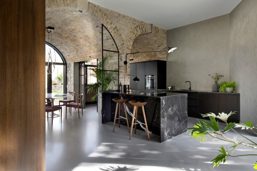 Bolton Coach House 设计丨KLD-9