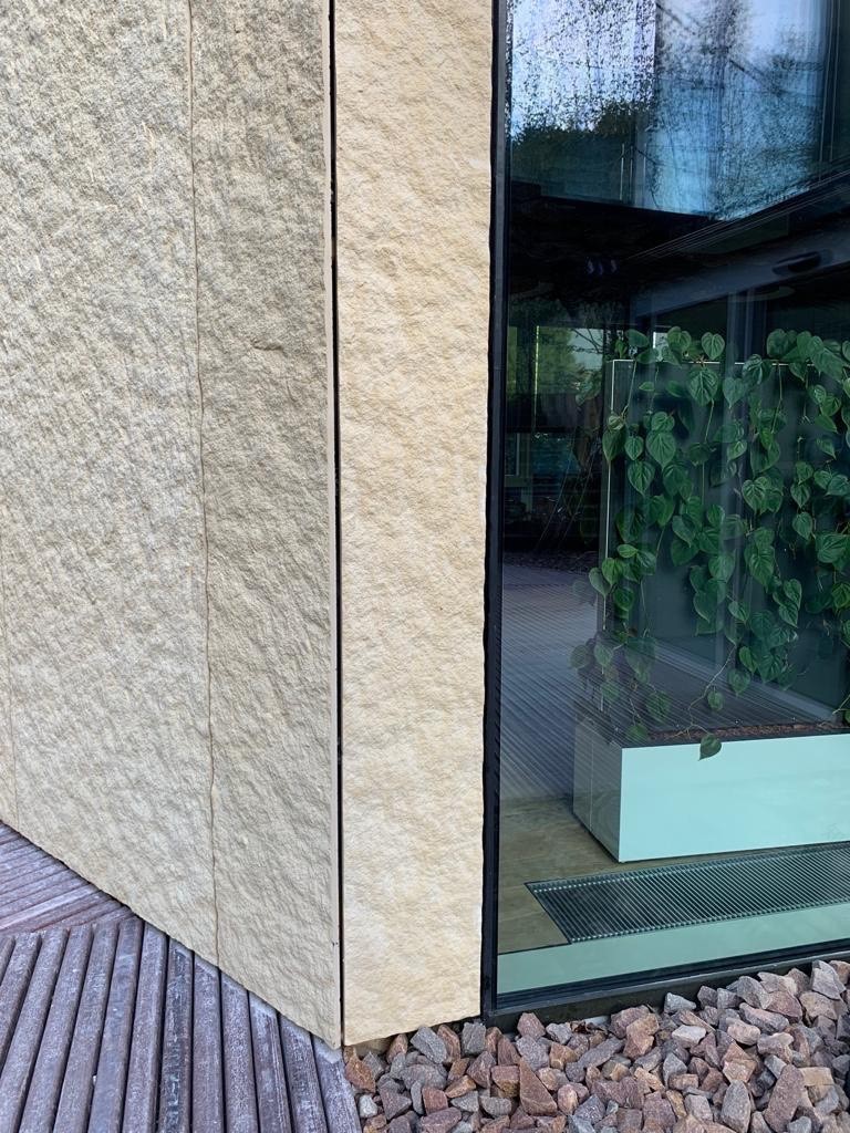 黄石矩阵的超高性能混凝土立面设计-21