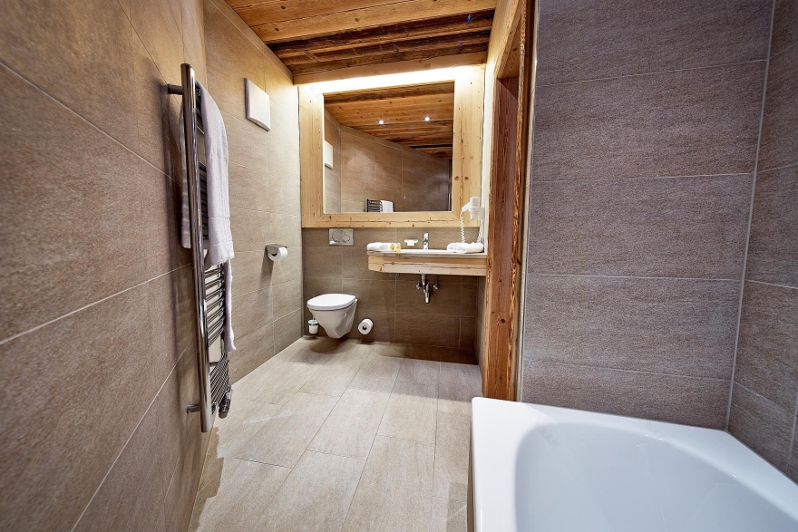 阿尔卑斯山间的艺术滑雪酒店(The Hotel Hinterhag)-19