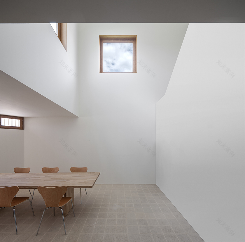 西班牙 Navarra 别墅 Casa S&J,融入自然美景的空间设计-28