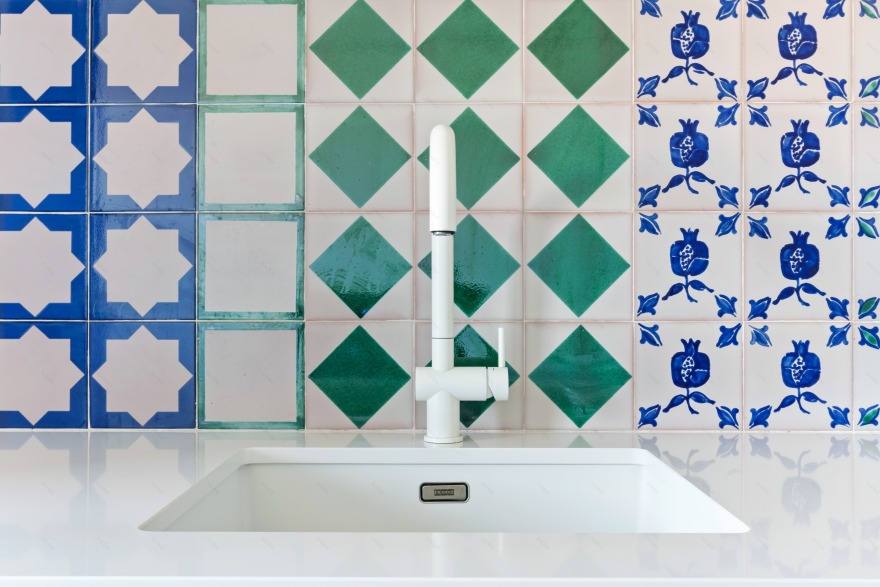 格兰纳达 80 年代厨房翻新-8