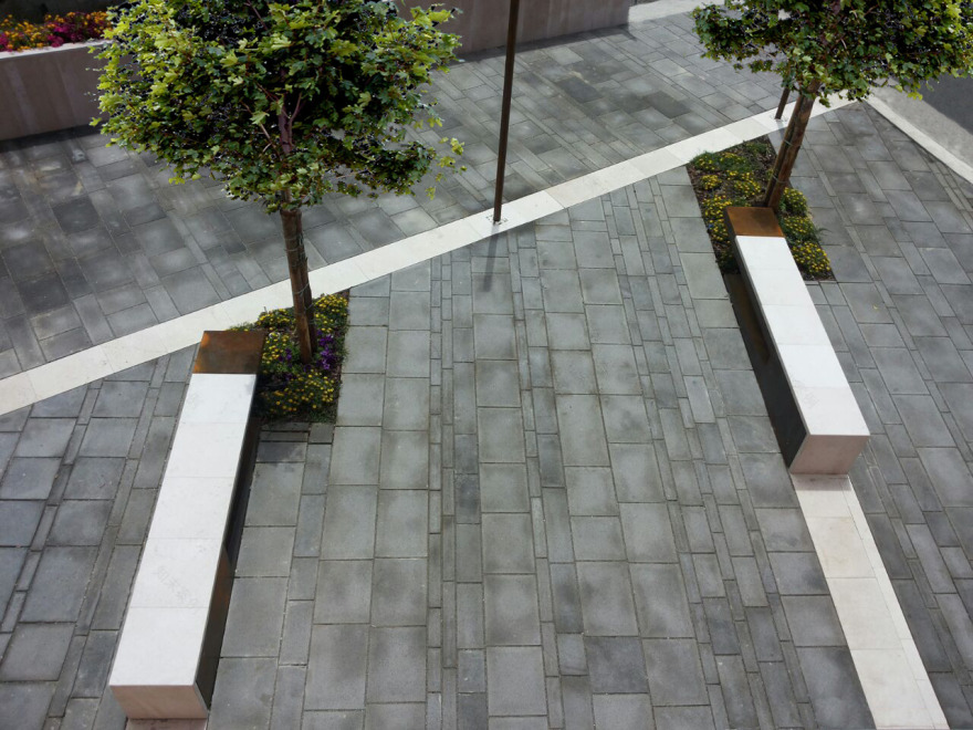 保罗·贝利齐广场-1