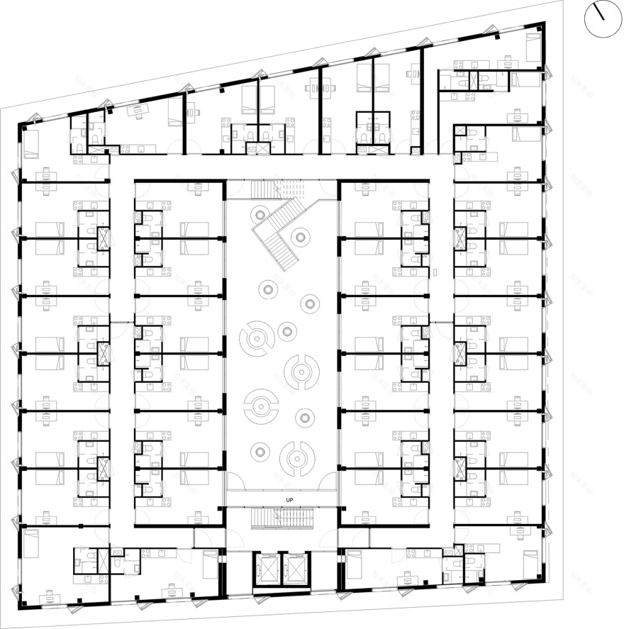 Erasmus校园学生宿舍楼,阿姆斯特丹/口琴褶皱般的金色外观与作为内部街道的中央庭院-31