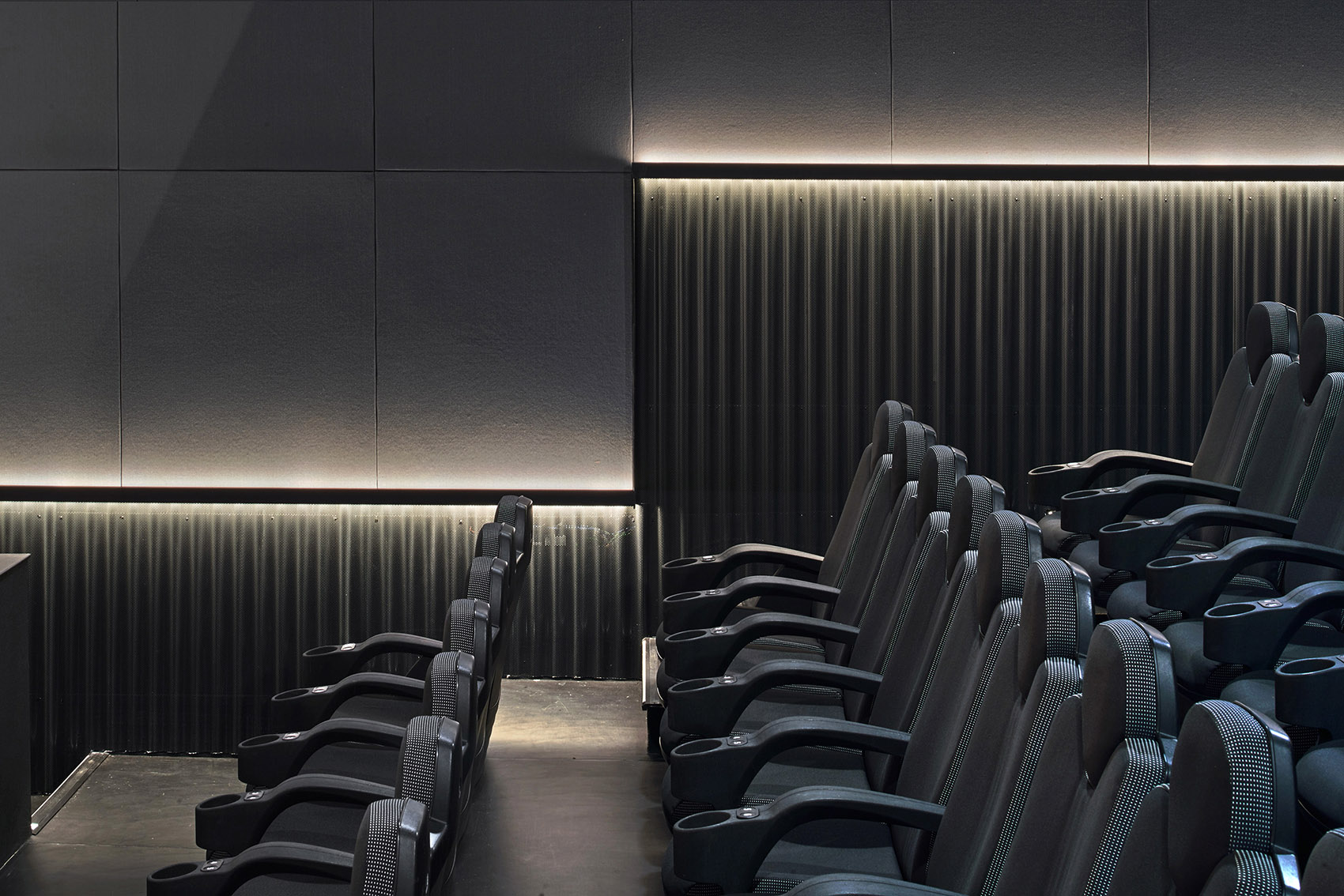 Filmax电影院的4个放映厅改造，西班牙/开发沉浸式的观影体验以吸引数字时代的观众-138