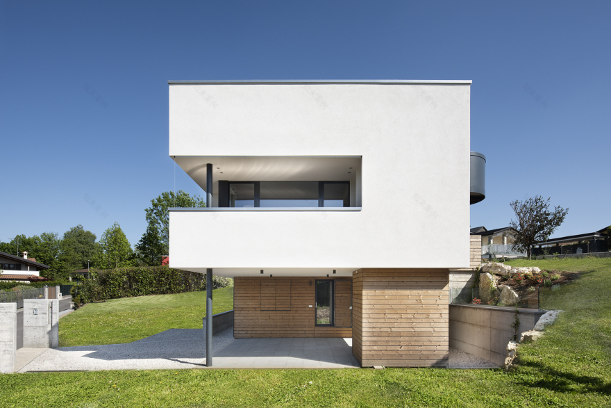 意大利环保别墅 CASA BG,和谐融入自然景观-6