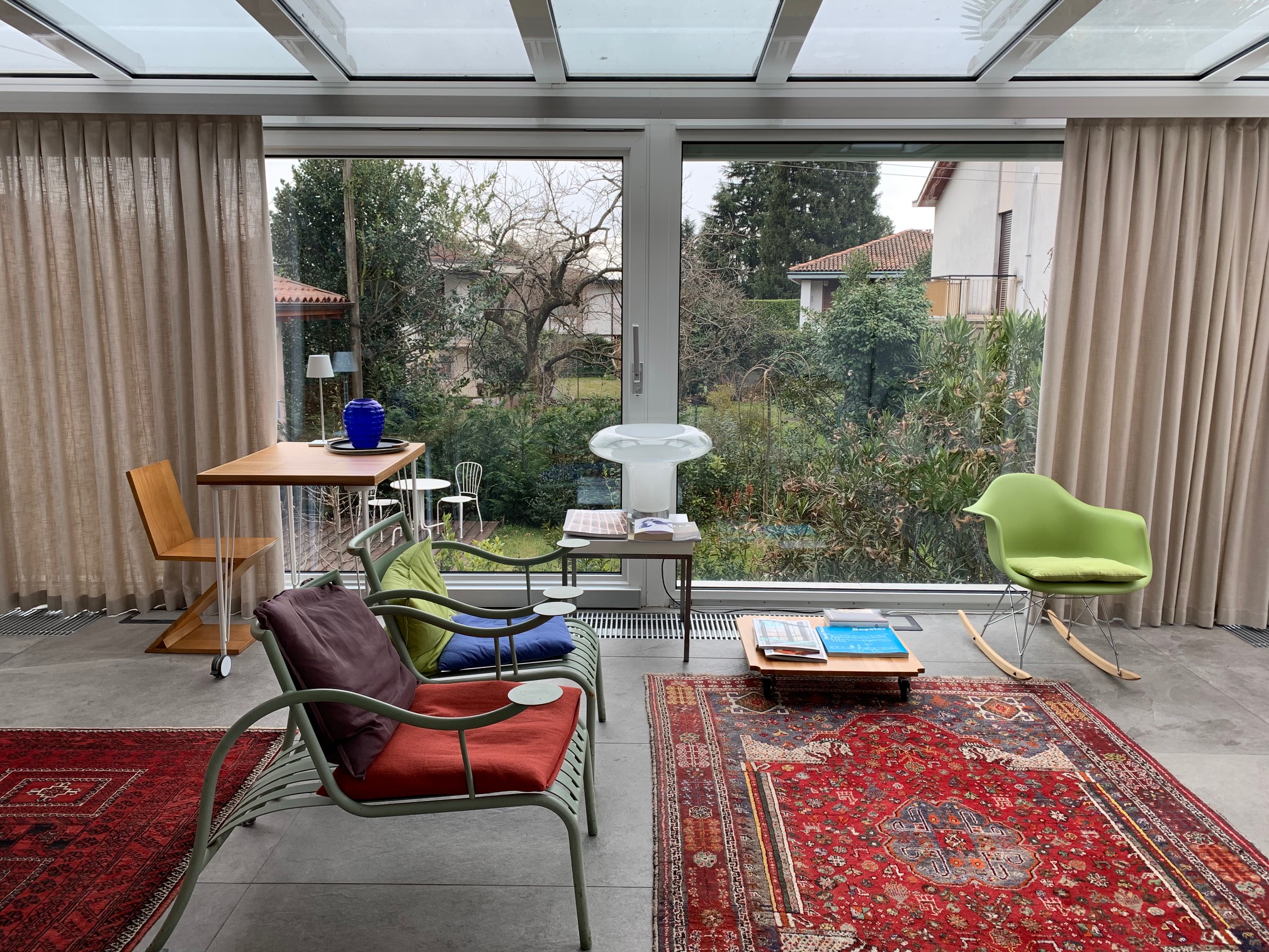 多彩阳光温室式早餐室-1