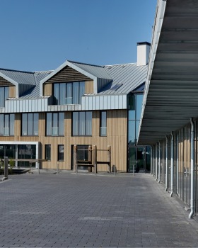 水 rijk Oesterdam 度假胜地丨BINT Architecten