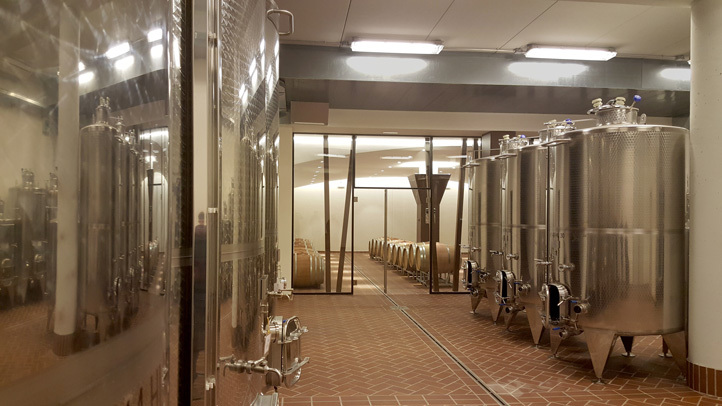 家族经营的酒庄,传统与现代的完美结合-20