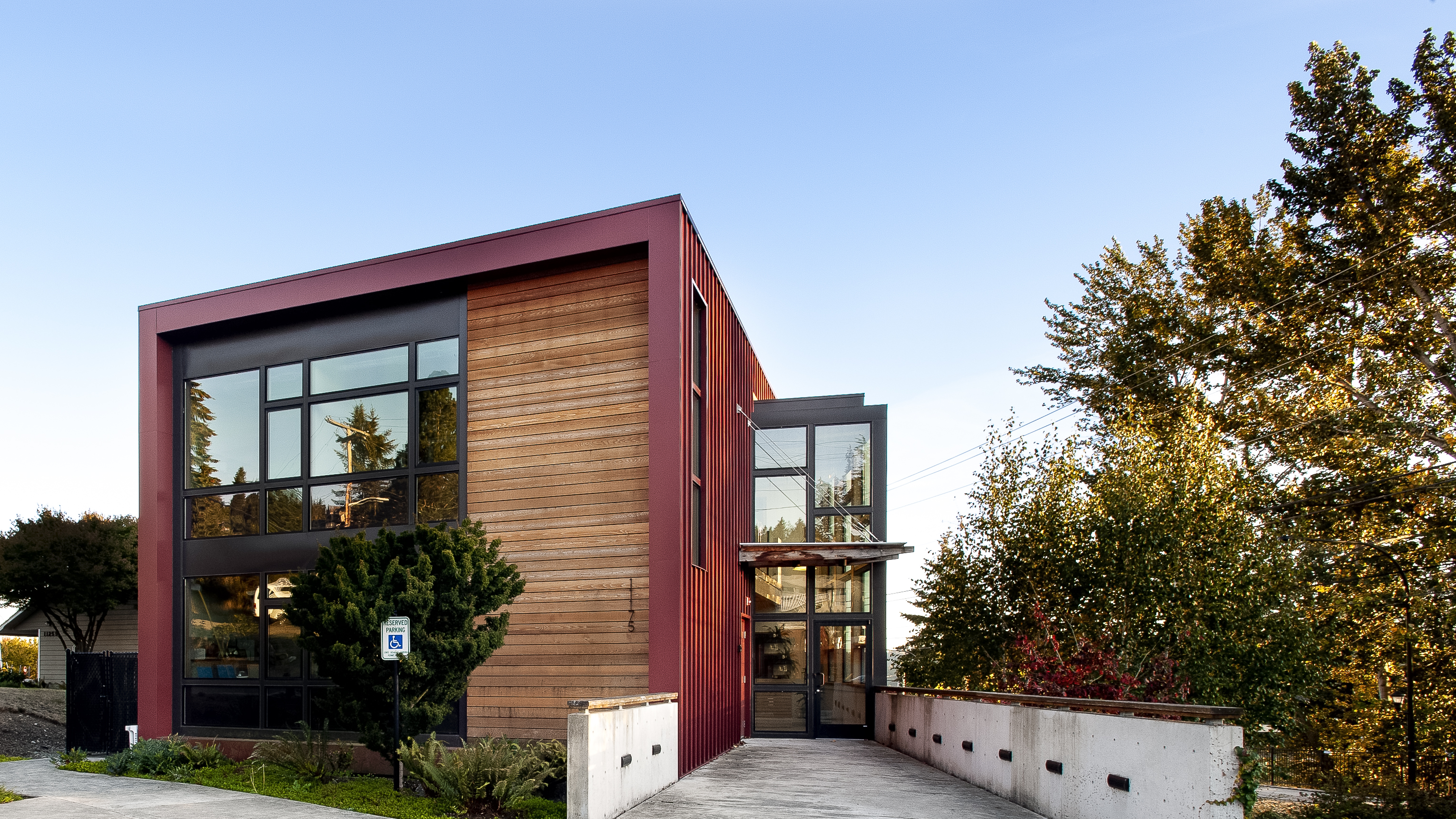 Seattle 地标建筑——自然光线与环保设计的完美融合-3