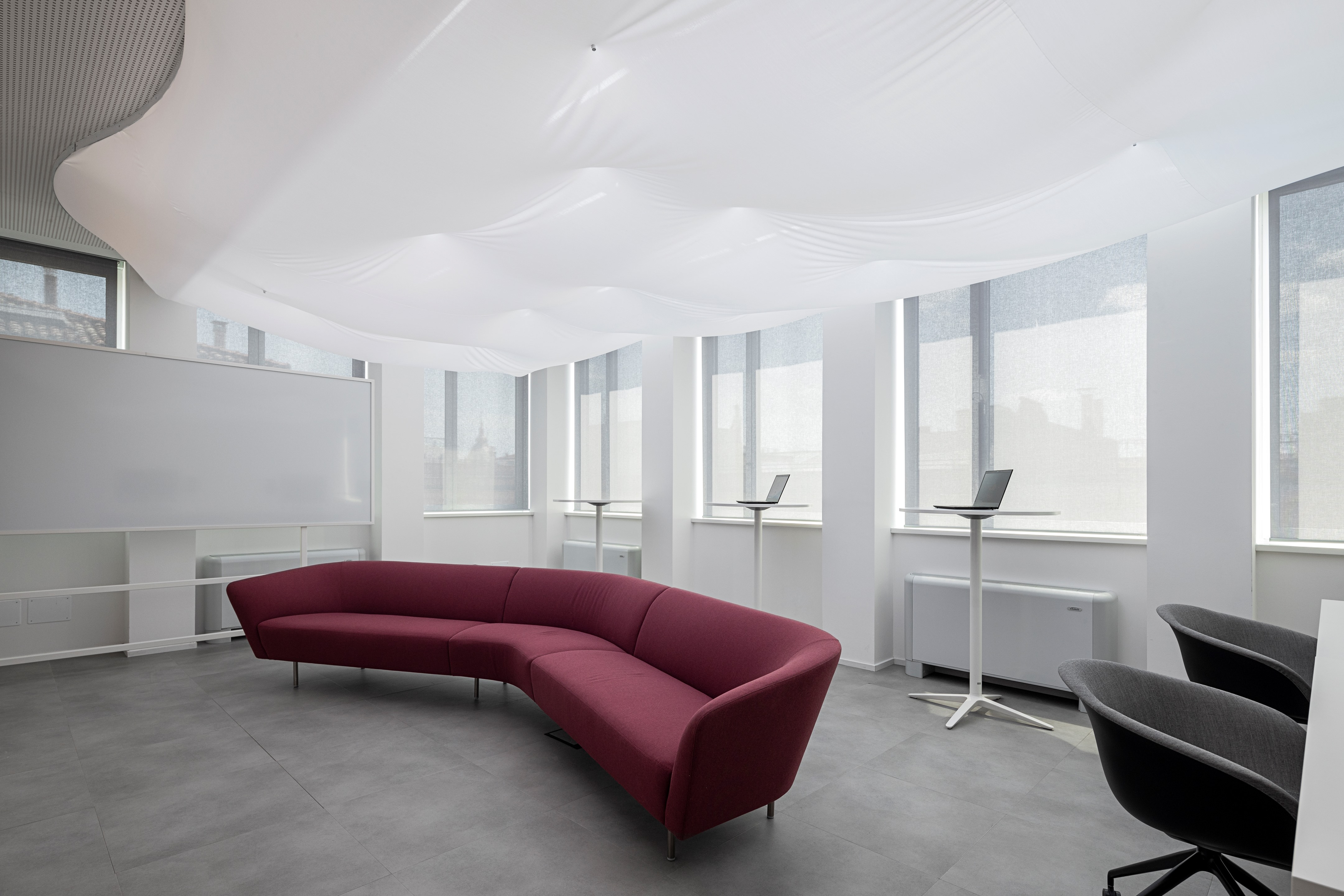 EY 罗马办公室 · 创新空间与品牌价值的完美融合-14