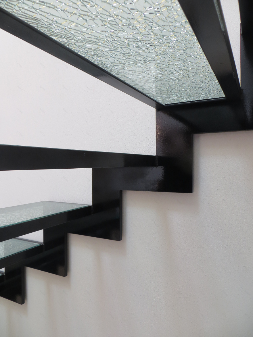 乡村别墅的现代重生 | 双层空间与自然光的完美融合-8