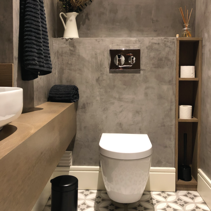 葡萄牙历史中心住宅翻新,木质阶梯成亮点-10