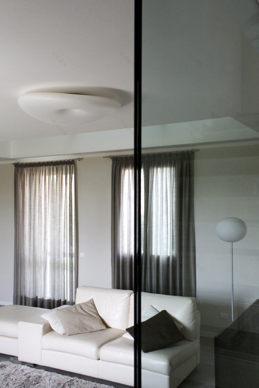 意式别墅设计 | 透明玻璃走廊展现空间穿透力-4