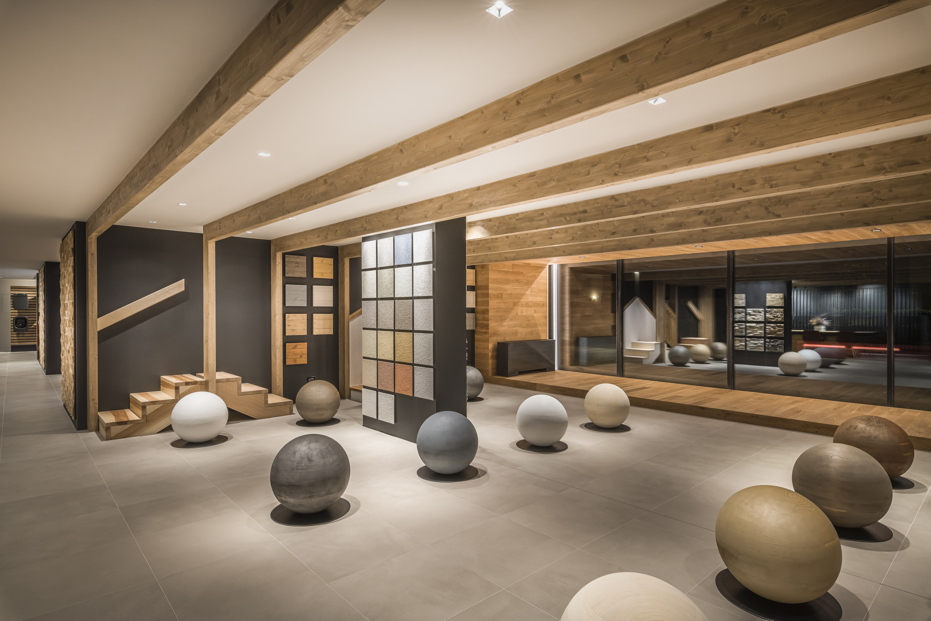 鲁布纳精品屋-24