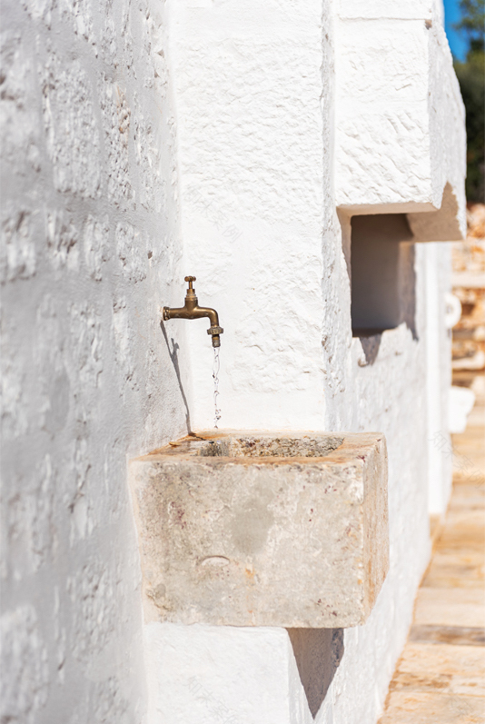 意大利乡村奇迹——特鲁洛石头别墅复原记-40