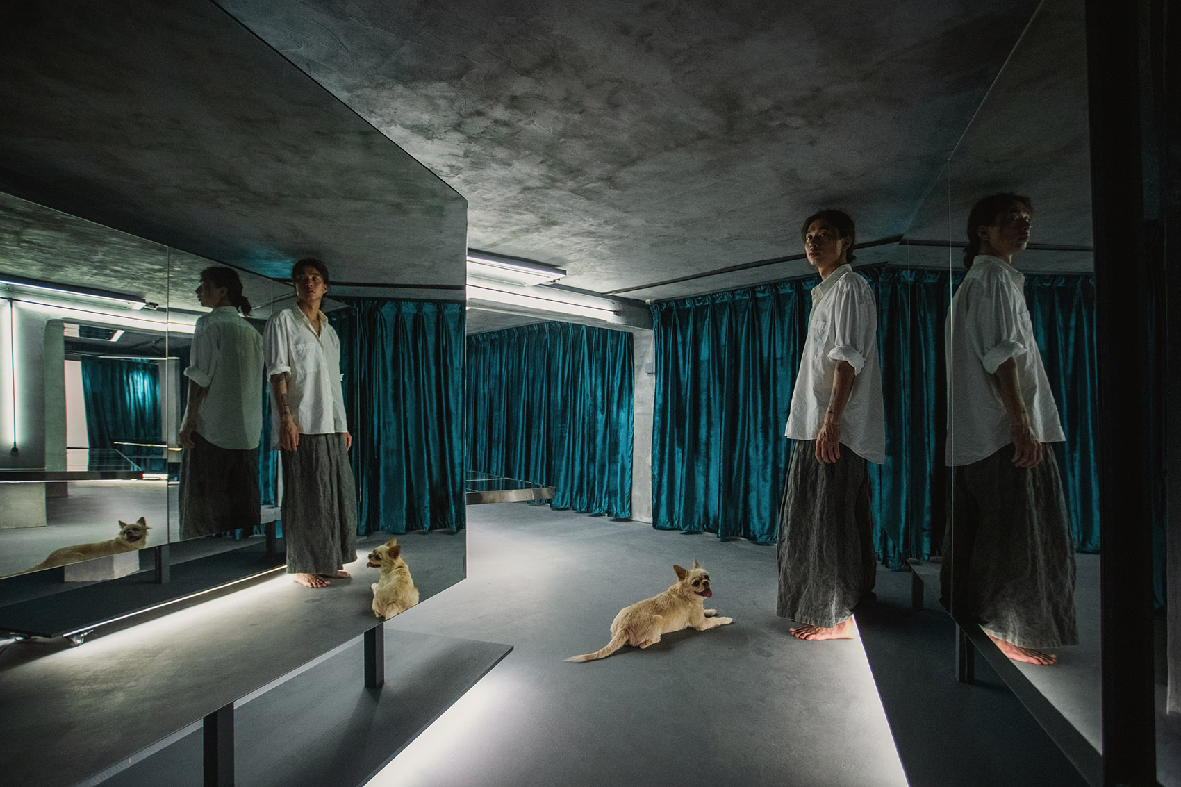 LowLowLand文艺空间，广州/尘封45年的地下室变身无限的镜面迷宫-11