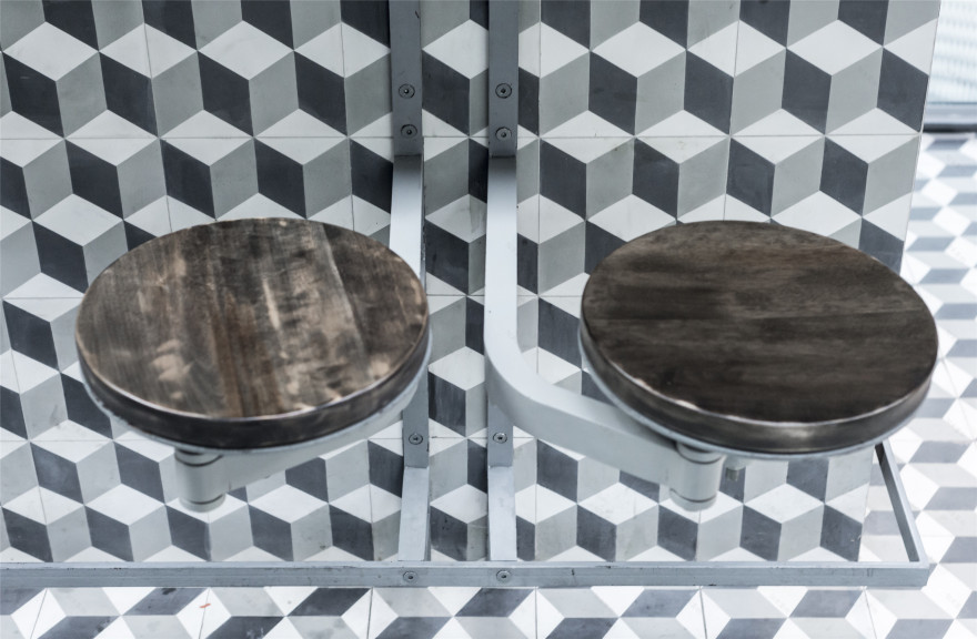 复古美式汉堡店,打破内外边界-19