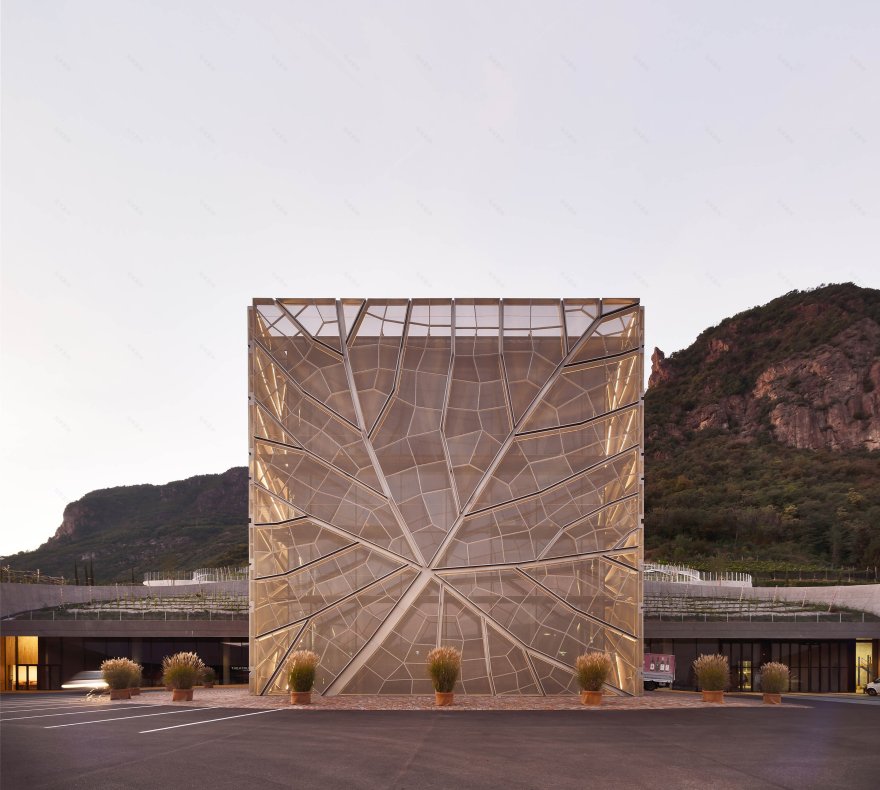 博尔扎诺新酒庄丨意大利丨Dell‘AgnoloKelderer 工作室-0