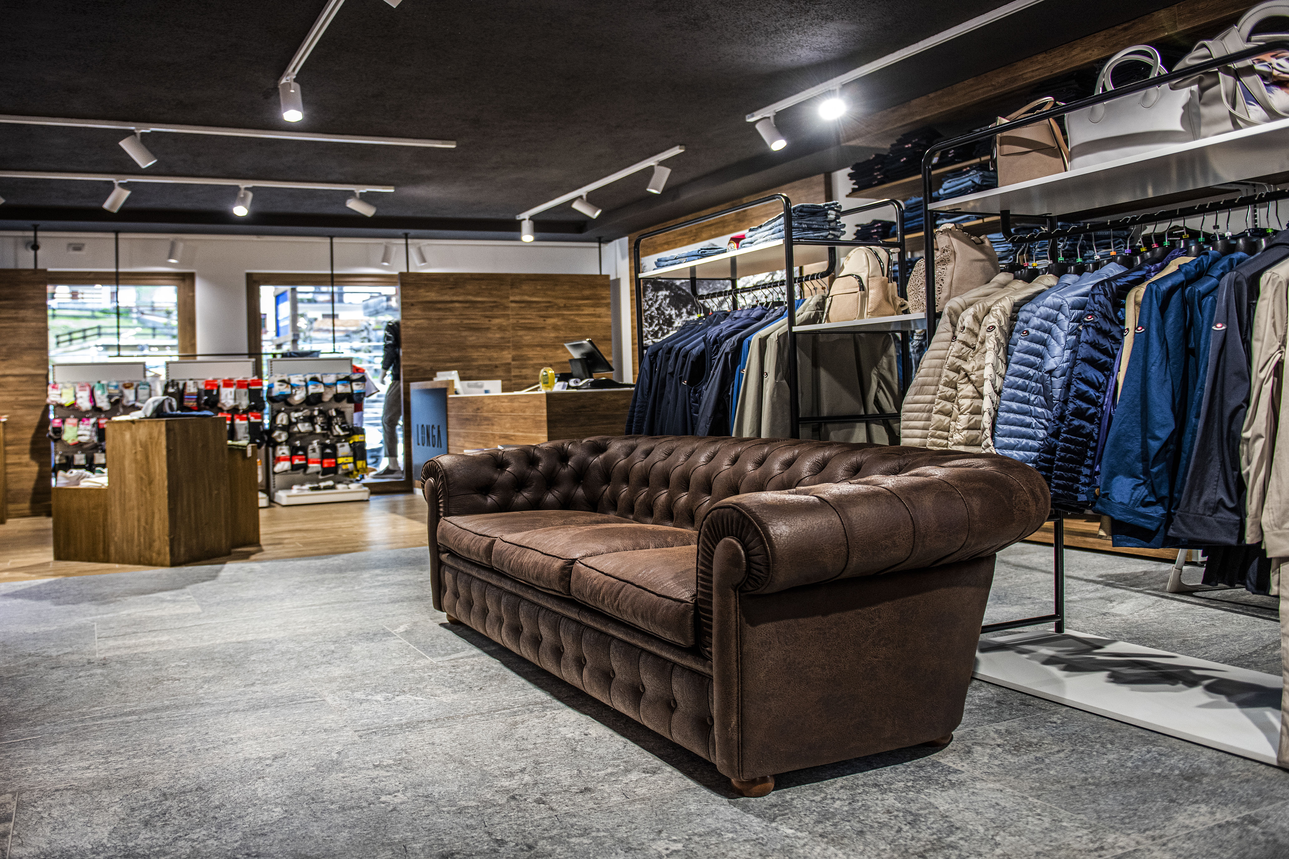 Longa Sport & Fashion 室内设计革新丨BM Italia-3