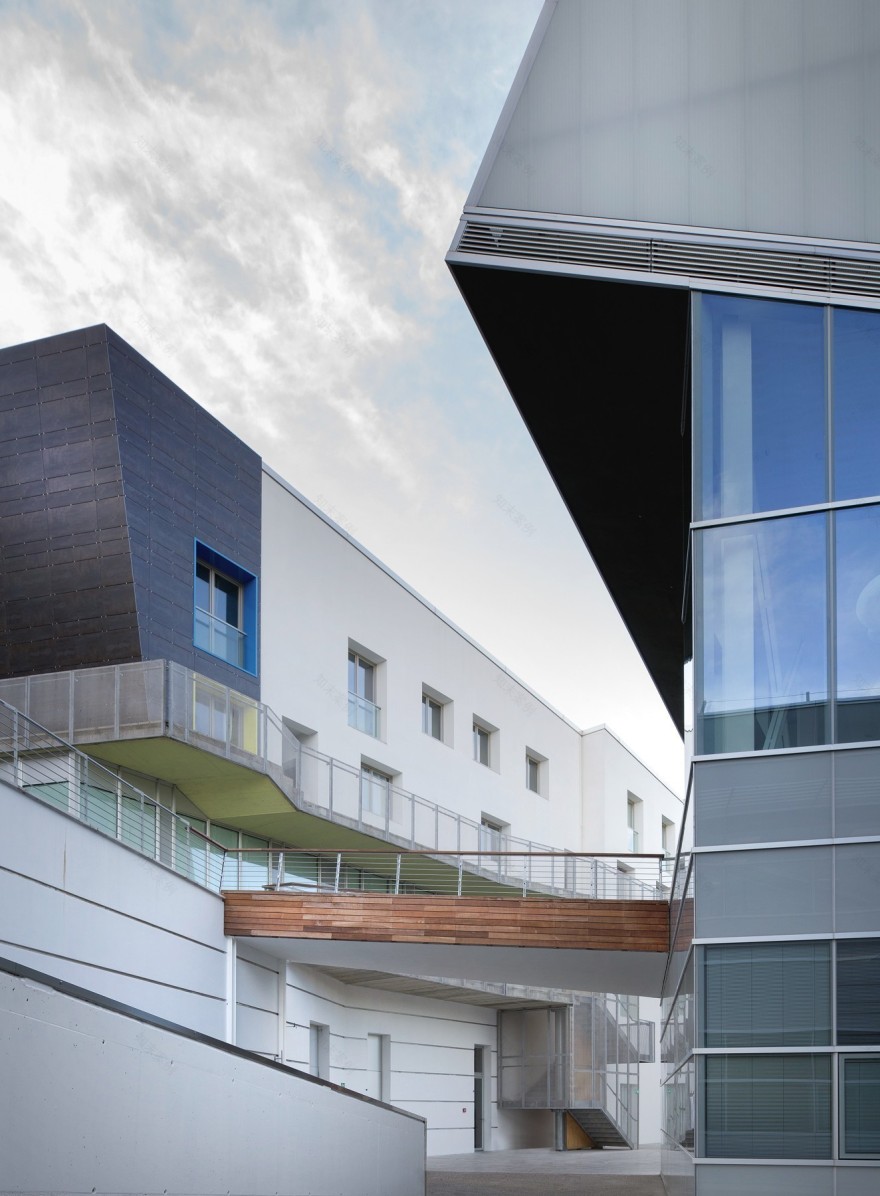 多功能综合体和·索奇尼-34