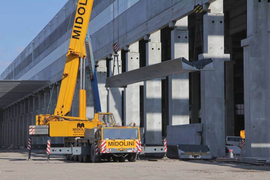 意大利钢铁工厂的现代化改造-1