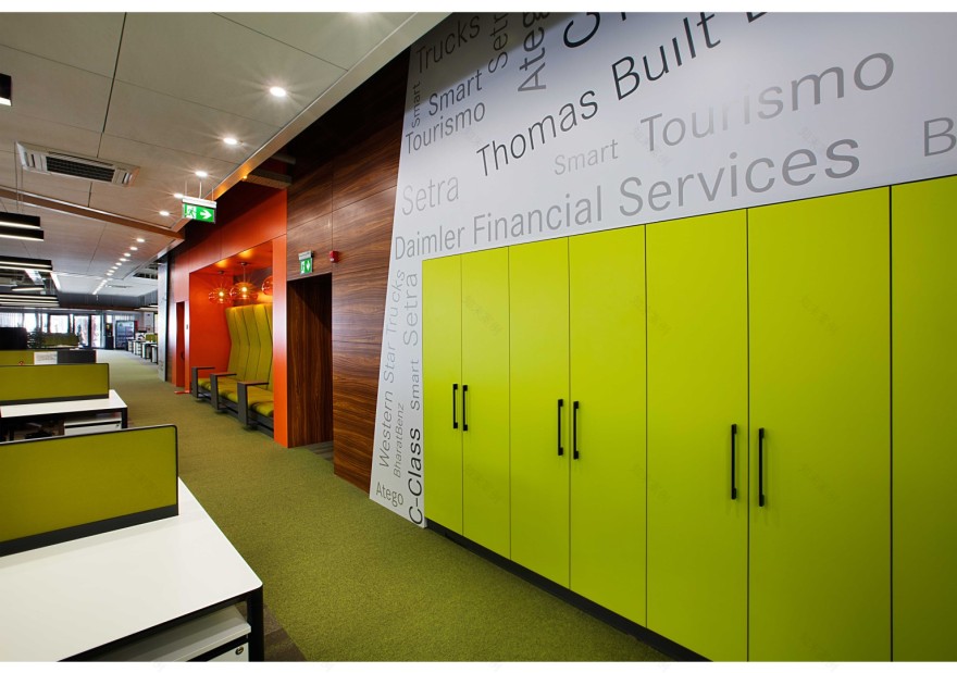 梅赛德斯·奔驰信息技术服务中心-6